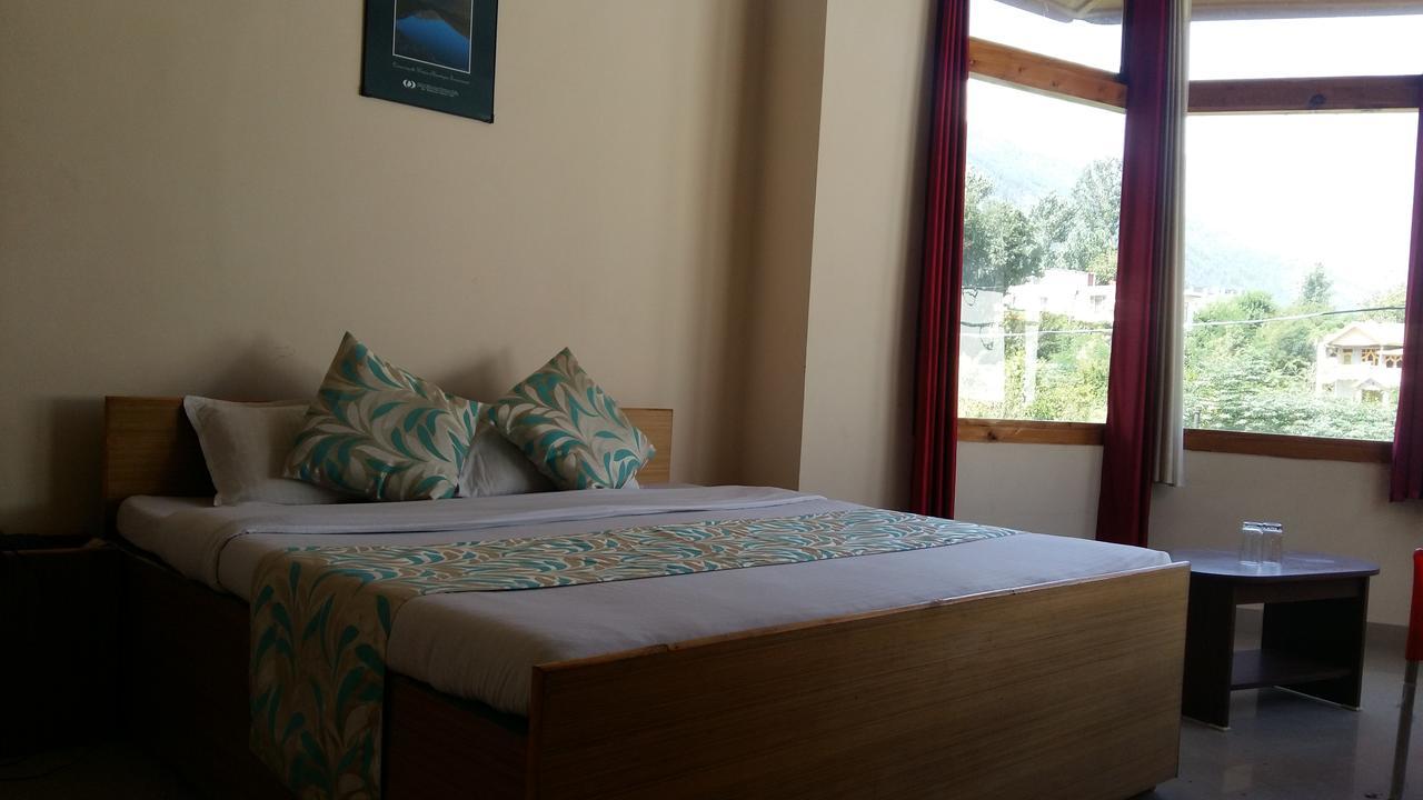 The Tara Villa Shamshi Exteriör bild