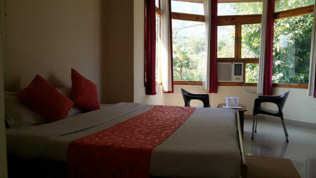The Tara Villa Shamshi Exteriör bild